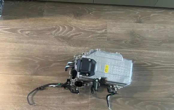 Honda HR-V Voltage converter inverter 1B0006HNG02