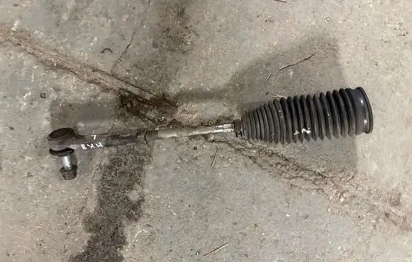 Ford Fiesta Steering tie rod 