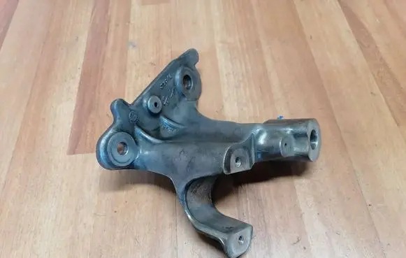 Renault Espace V (RFC) Sway bar bush bracket, front 548500910R 548501191R 548509165R