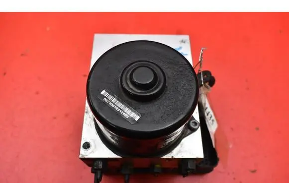 Skoda Octavia Mk1 (1U) ABS Pump 1J0614217C