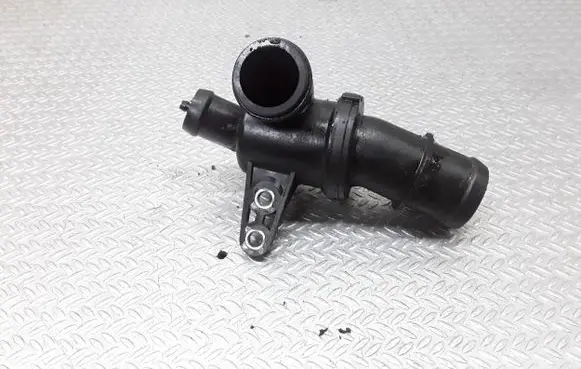 Mercedes-Benz B W245 Thermostat/thermostat housing A6402000515