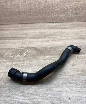 Mercedes-Benz E W211 Engine coolant pipe/hose A2118300596