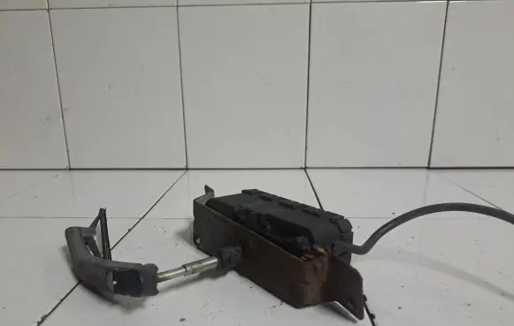 Volvo V70 Headlight wiper motor 