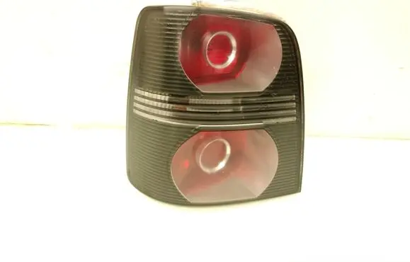 Volkswagen Touran I Rear/tail lights 1T0945257D