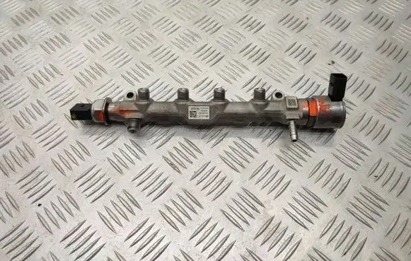 Volkswagen PASSAT B8 Fuel main line pipe 04L089G 04L130764D 04L906054