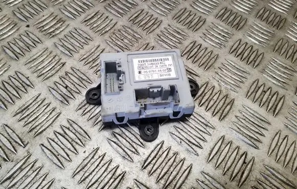 Volvo XC70 Door control unit/module 7G9T14B533KC
