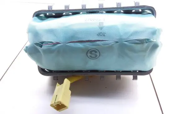 Subaru Legacy Passenger airbag 1020078 PF03527D04T 270703