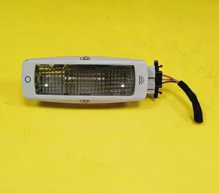 Volkswagen PASSAT B5.5 Rear seat light 3B0947291