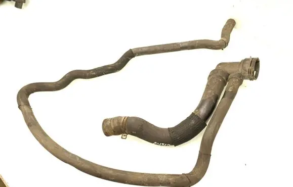 Opel Insignia A Engine coolant pipe/hose