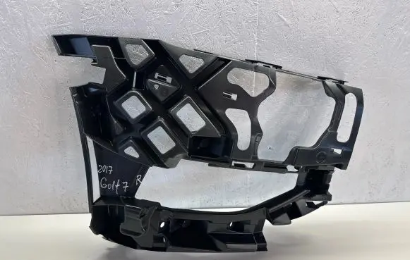Volkswagen Golf VII Front bumper mounting bracket 5G0807724F
