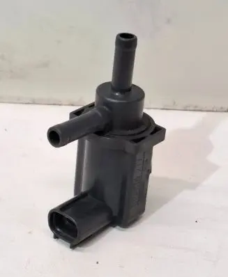 Toyota Prius (XW20) Vacuum valve 1362002771 9091012259 5F28