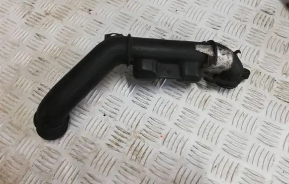 Peugeot Partner Air intake hose/pipe 9657083280