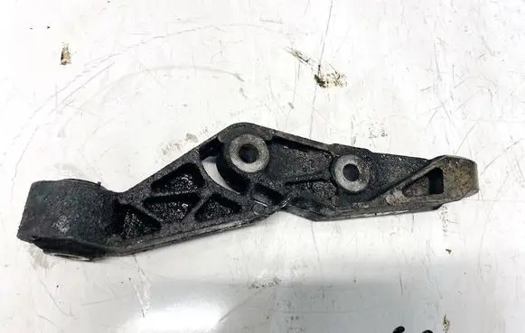 Volvo XC60 Engine mounting bracket 31277469