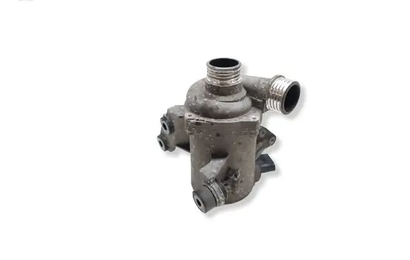 BMW 3 E92 E93 Water pump 7028530