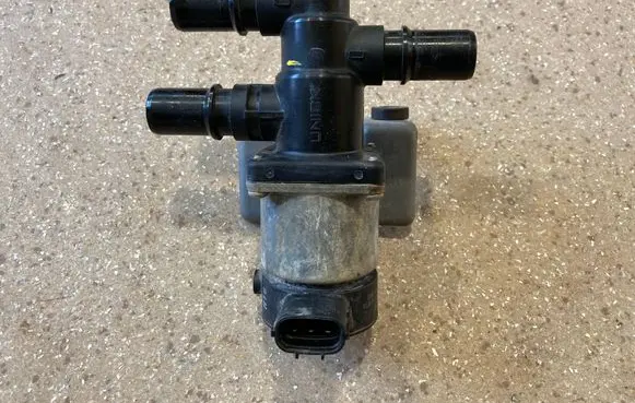 Hyundai Ioniq 5 Electric auxiliary coolant/water pump 375W3GI010