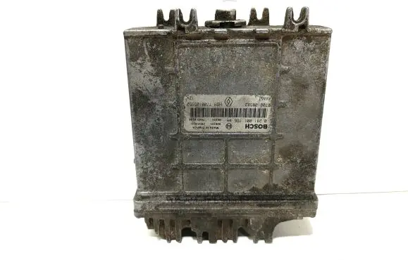 Renault Laguna I Engine control unit/module 7700105952