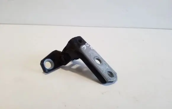 Mitsubishi Outlander Rear door lower hinge