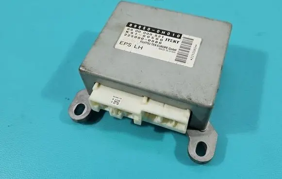 Toyota Aygo AB10 Central body control module 896500H010 IMPRK1558849