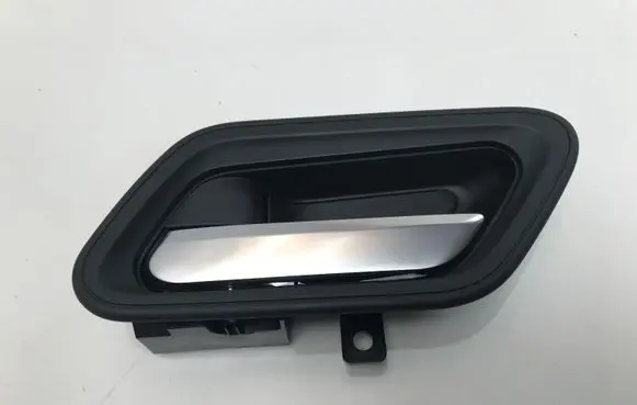 Nissan Qashqai J12 Rear door interior handle 806716UA0A