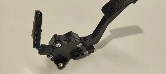 Subaru Legacy Accelerator throttle pedal 36010AG140