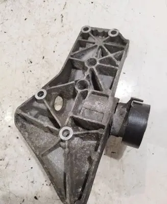 Volkswagen Golf V Engine mounting bracket 036260865