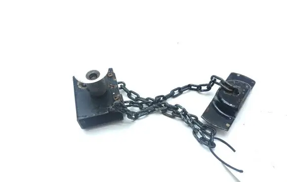 Nissan Navara D23 Spare wheel mounting bracket 