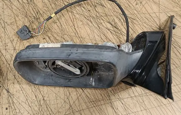 BMW 7 E65 E66 Front door electric wing mirror 413324425