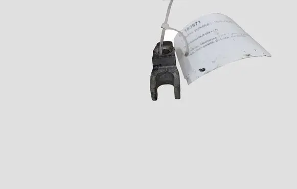 Opel Insignia A Fuel Injector clamp holder