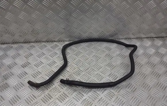 Mazda 3 I Engine coolant pipe/hose