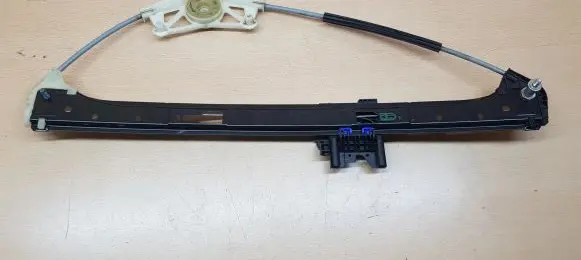 Porsche Macan (95B) Rear window lifting mechanism without motor 95B839461