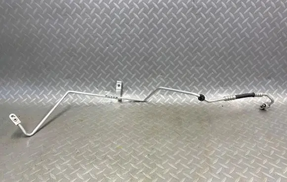 Aston Martin DB9 Air conditioning (A/C) pipe/hose
