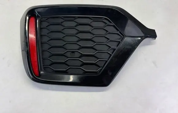 Rear bumper corner part panel trim