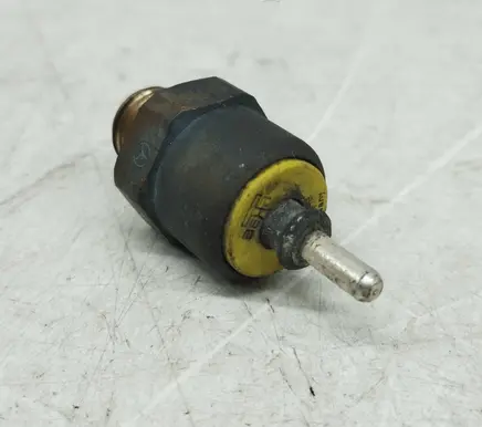 Coolant temperature sensor