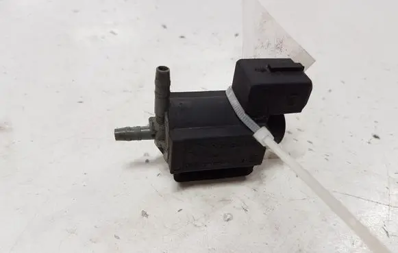 Ford Mondeo MK IV Turbo solenoid valve 70400600