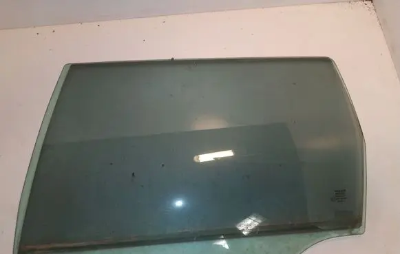 Volvo V70 Rear door window glass