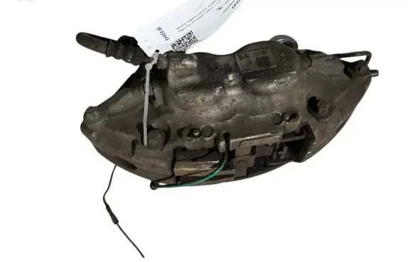 BMW 7 G11 G12 Front brake caliper 6880723