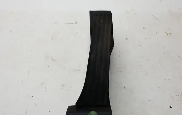 BMW 5 E39 Accelerator throttle pedal 6753518 35406753518