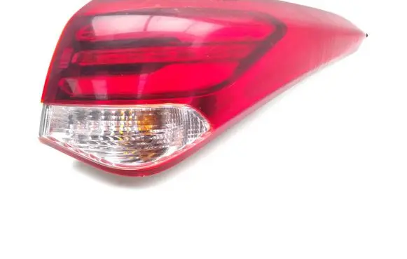 Hyundai i40 Rear/tail lights 92402-3Z6