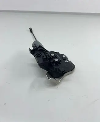 Tailgate/trunk/boot lock/catch/latch
