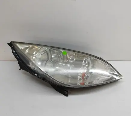 Mitsubishi Colt Headlight/headlamp MR957356 0301208602
