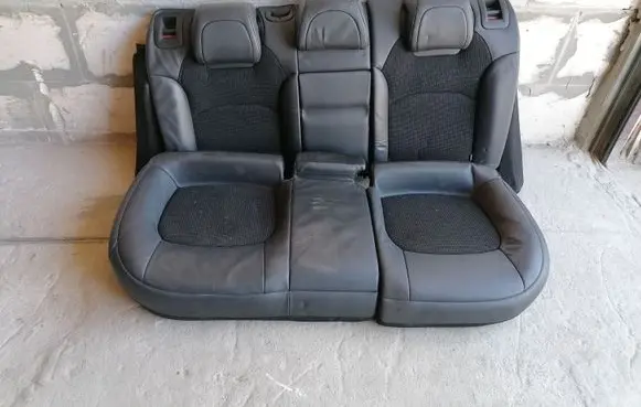Rear seat
