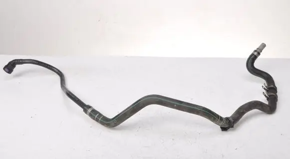 Volvo XC90 Engine coolant pipe/hose 32222173