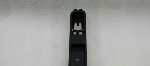 Audi Q3 8U 12 V Socket (front) 8U2863349B