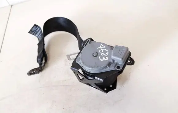 Audi A1 Rear seatbelt 8x0857805
