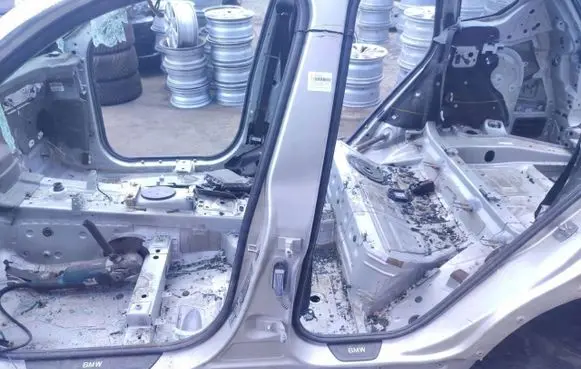 BMW M5 Front piece kit 