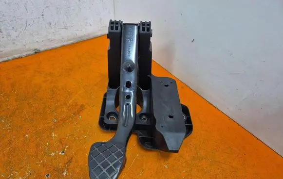 Skoda Fabia Mk3 (NJ) Brake pedal 6Q1721503M