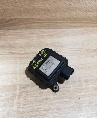 Renault Espace III Air flap motor/actuator 132801113