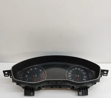Audi A5 Speedometer (instrument cluster) 8W6920970 0263740002