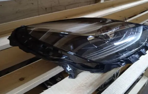Tesla Model Y Headlight/headlamp 151495300D