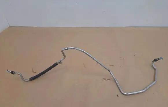 Jaguar XK8 - XKR Oil cooling pipe NJA4500CB